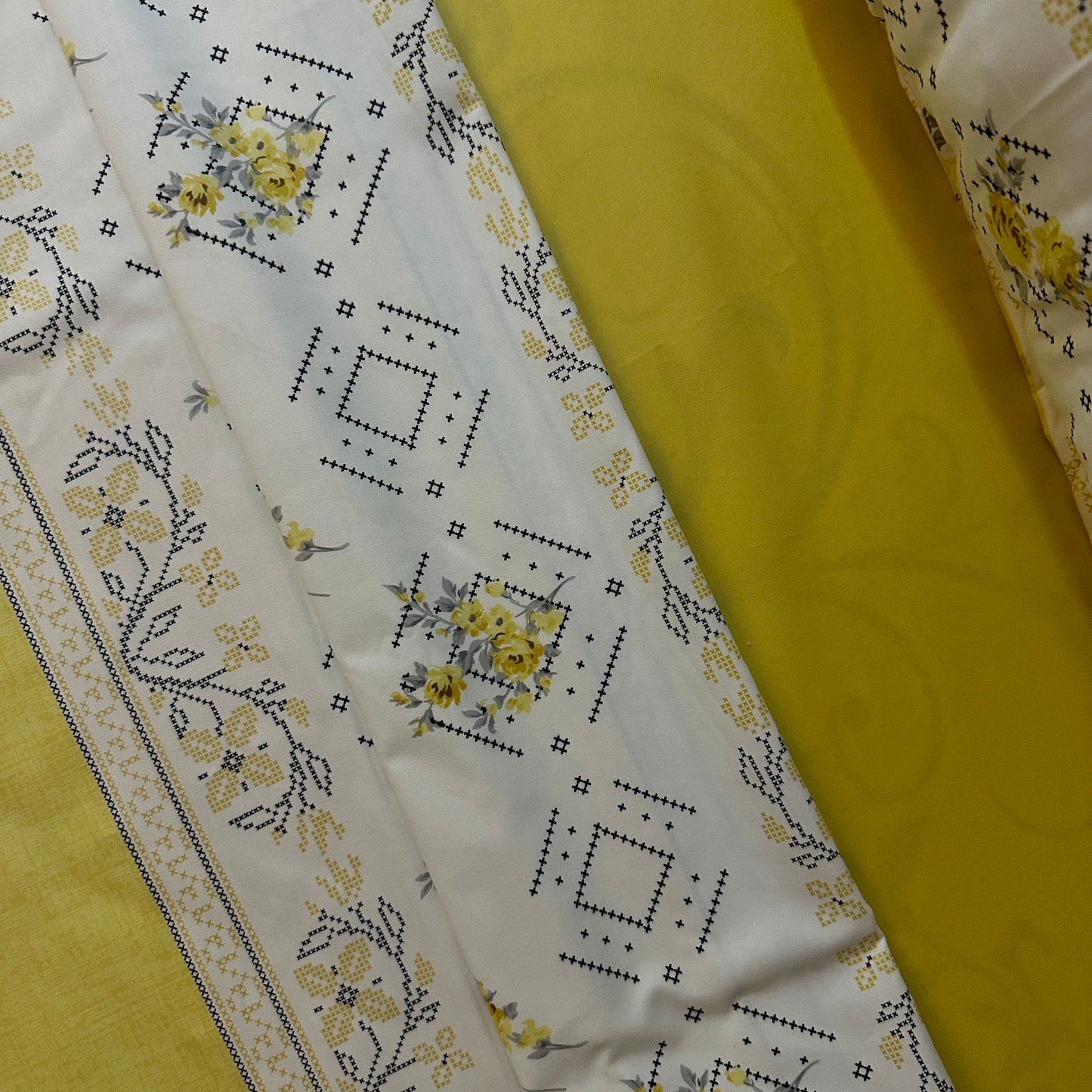 ندى الزهر – Rosée Florale