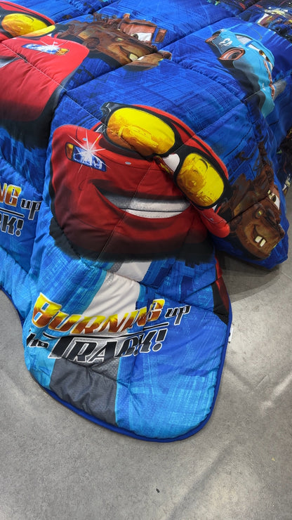 Couette 1 Place - Pixar